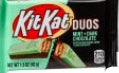Kit Kat Duos dark chocolate mint bar in green and white packaging